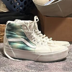 Vans White and Blue Sneakers